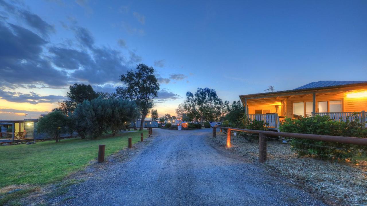 Killarney View Cabins And Caravan Park Екстериор снимка